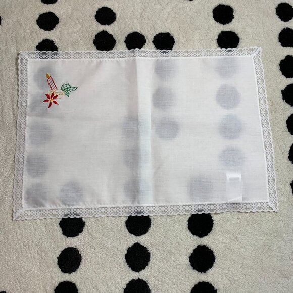 Christmas Vintage Linens Napkins White Holly Candle Bells Holiday Placemat - Picture 5 of 8